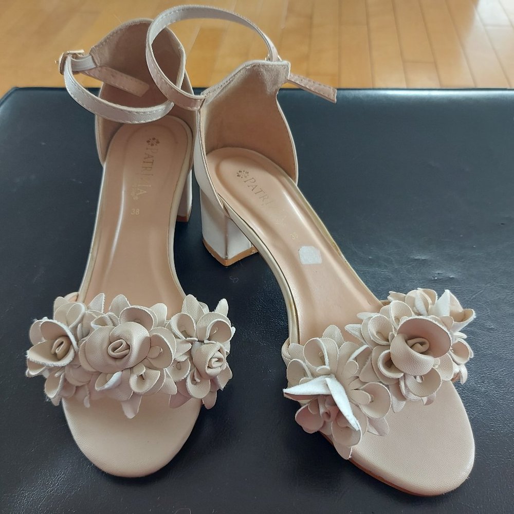 Patrizia block heel